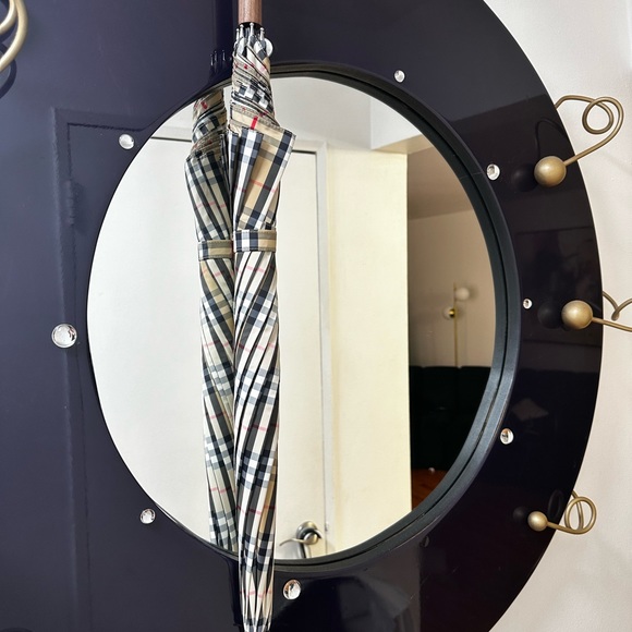 Burberry Check Umbrella
Colour: Archive Beige - Picture 9 of 11